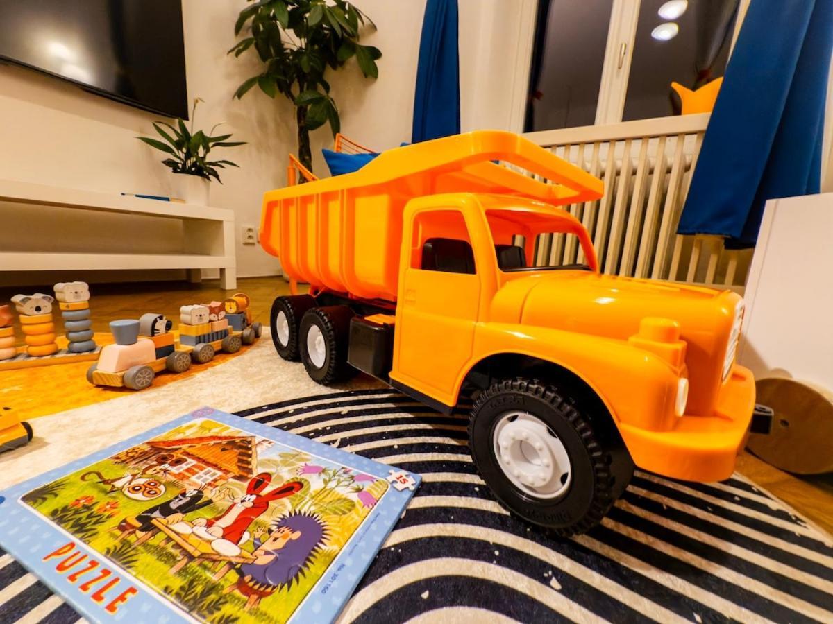 The Funkhaus - Blue And Orange Experience Apartment *